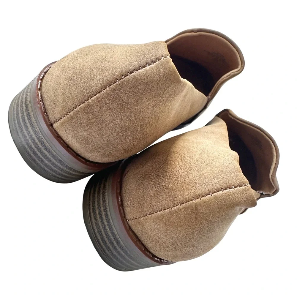 Indigo Rd Halen Loafers Womens 8.5 M Tan Brown‎ Faux Suede Slip On Flats Shoes